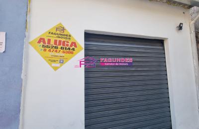 Aluga - se imovel 2.040